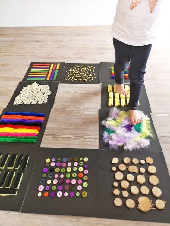 Dezvoltarea senzorială - Metoda Montessori